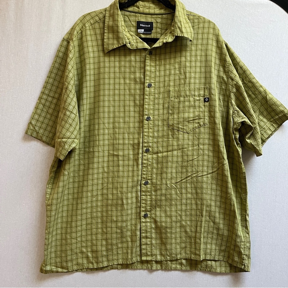 Marmot Men's XXL Green Plaid Short Sleeve Button Down Shirt